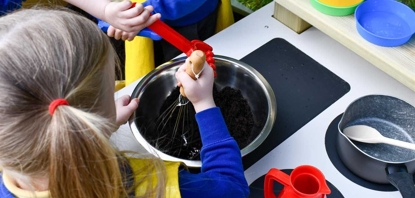 Getting Muddy for Children’s Health and Wellbeing!